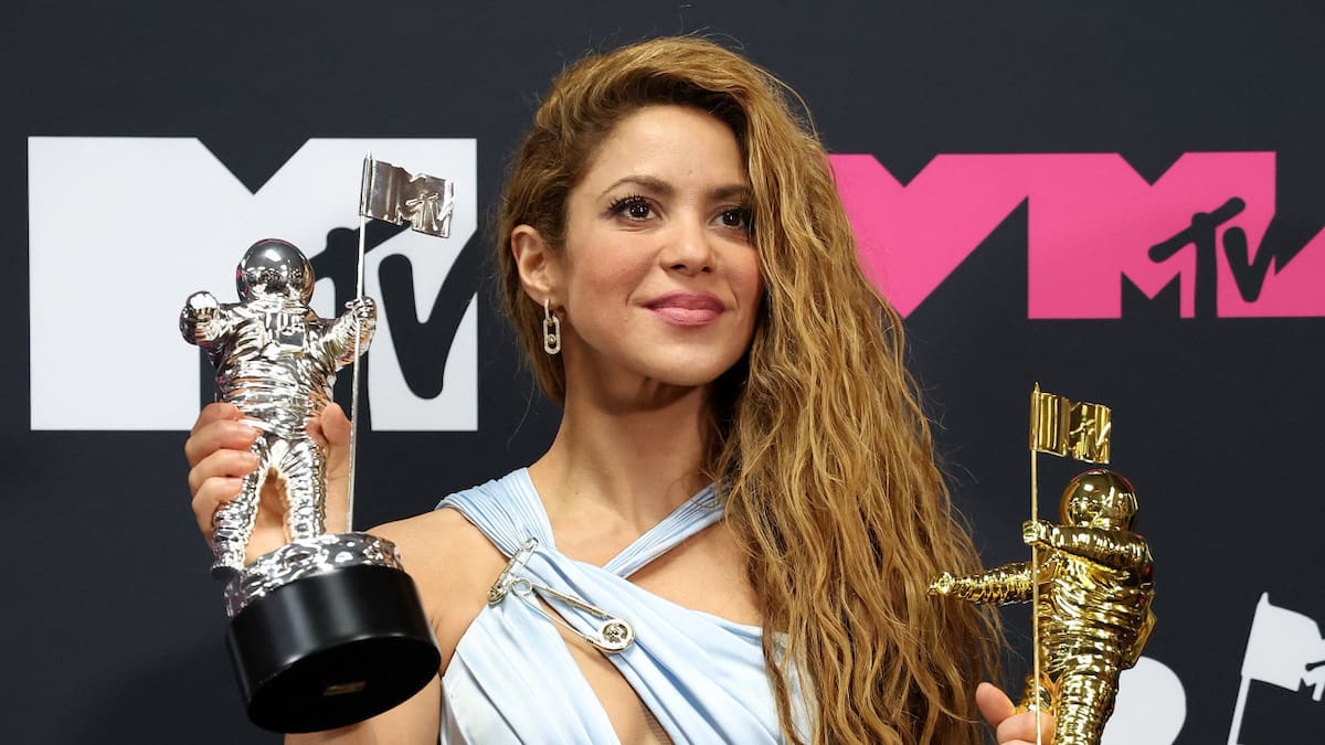 Shakira homenajeó al pueblo latino al recibir un histórico reconocimiento en los MTV VMA