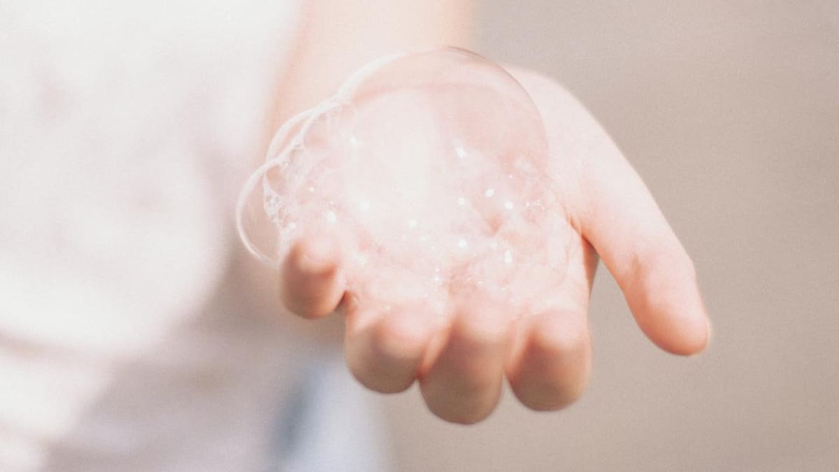 Shampoo ecológico, foto ilustrativa. Foto: Unsplash.