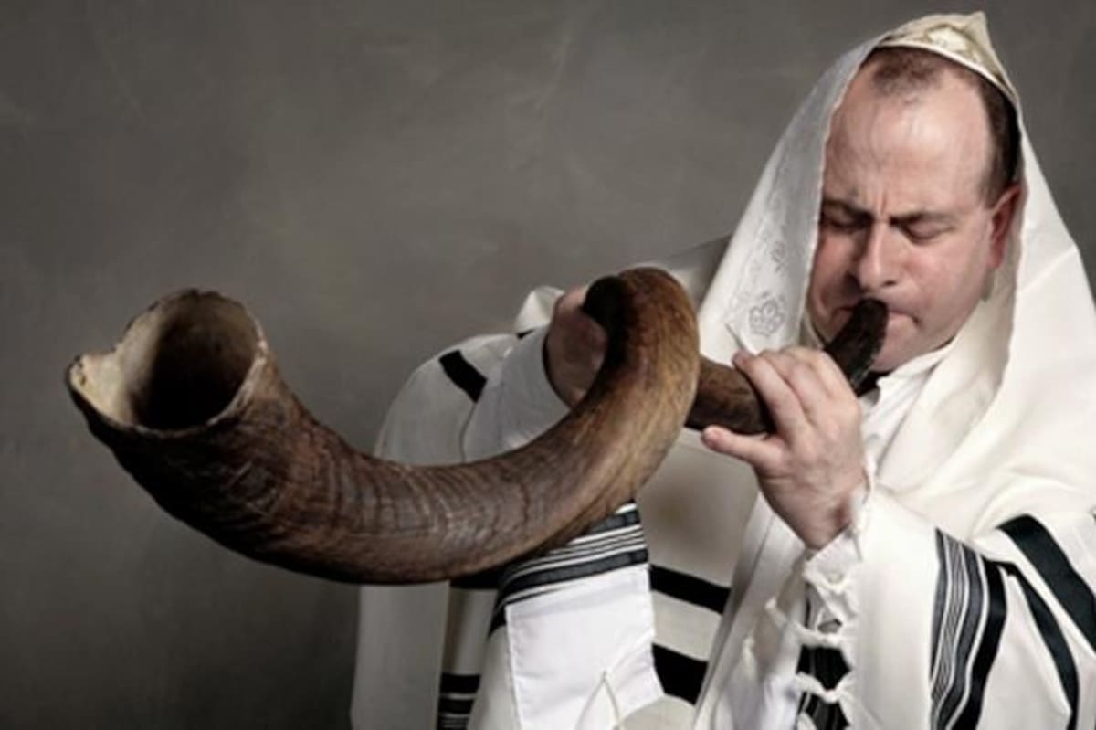 Shofar, de Yom Kippur. Foto: Telam.