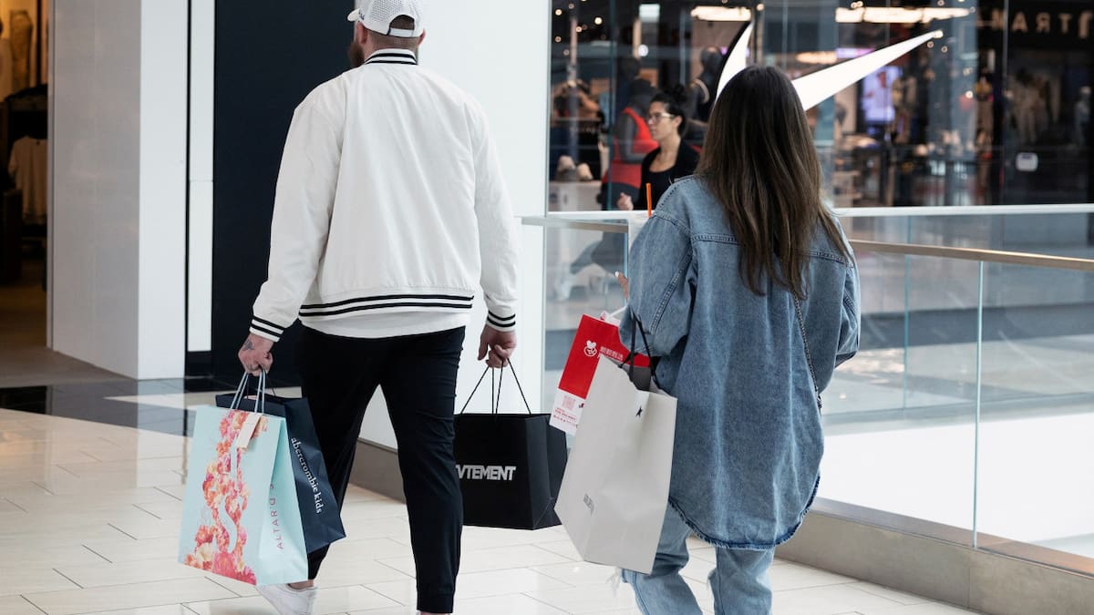 Shopping, compras, locales. Foto: Reuters/Rachel Wisniewski