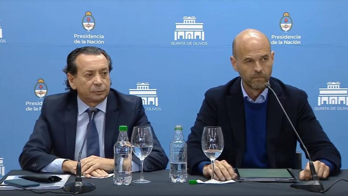 Sica y Dietrich, medidas económicas del Gobierno, Conferencia de prensa, Presidencia, Quinta de Olivos