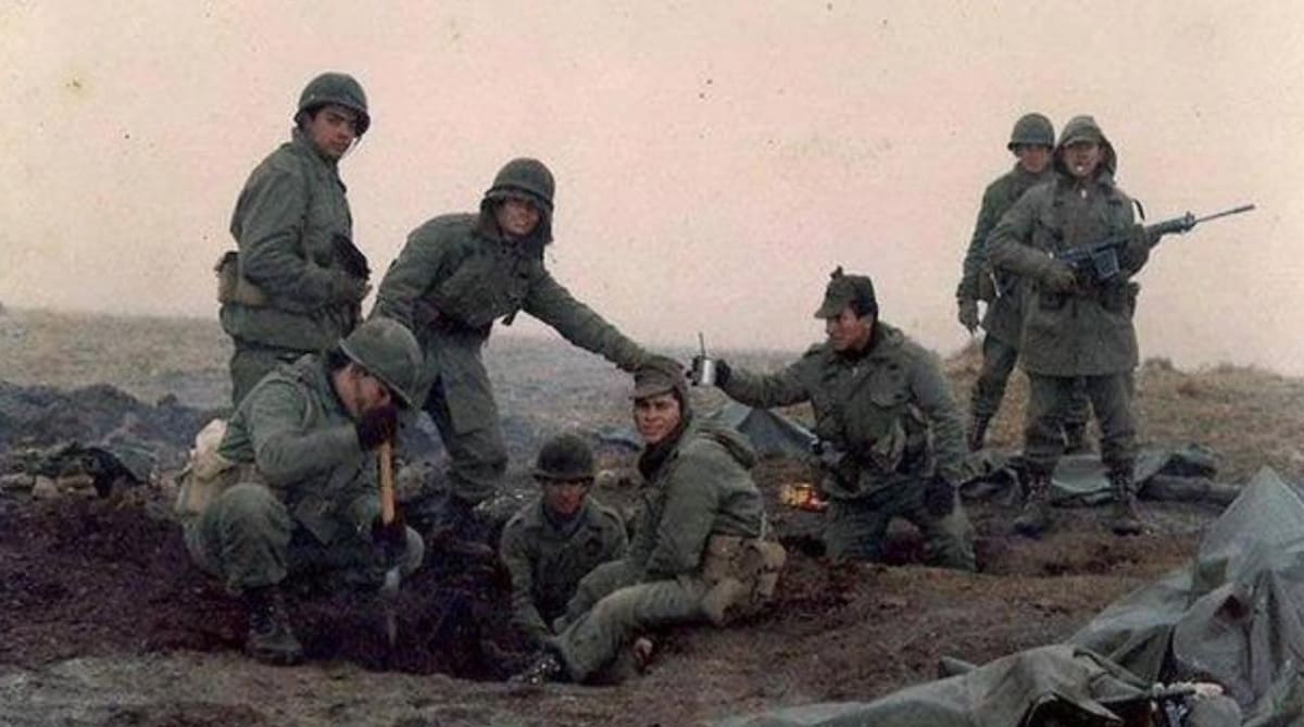 Soldados argentinos en Malvinas