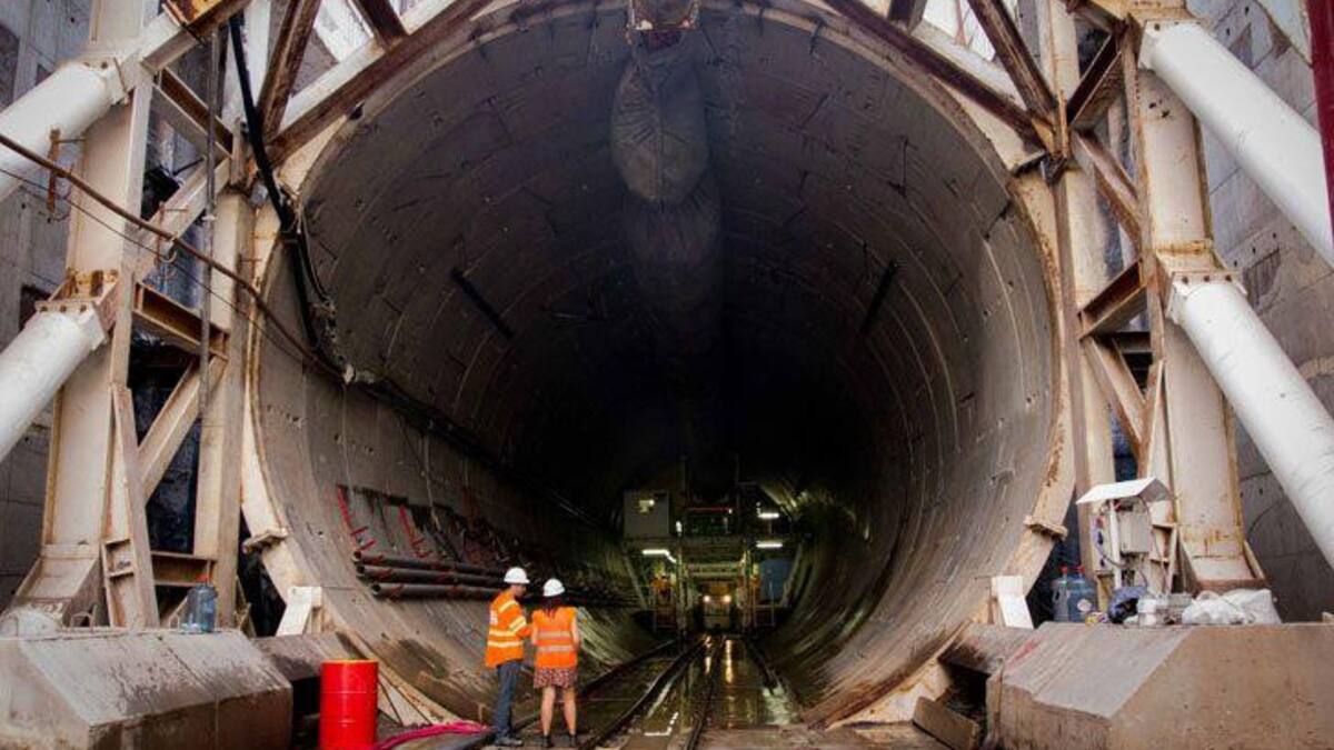 Frenan obras del soterramiento del ferrocarril Sarmiento y suspenden a 100 trabajadores