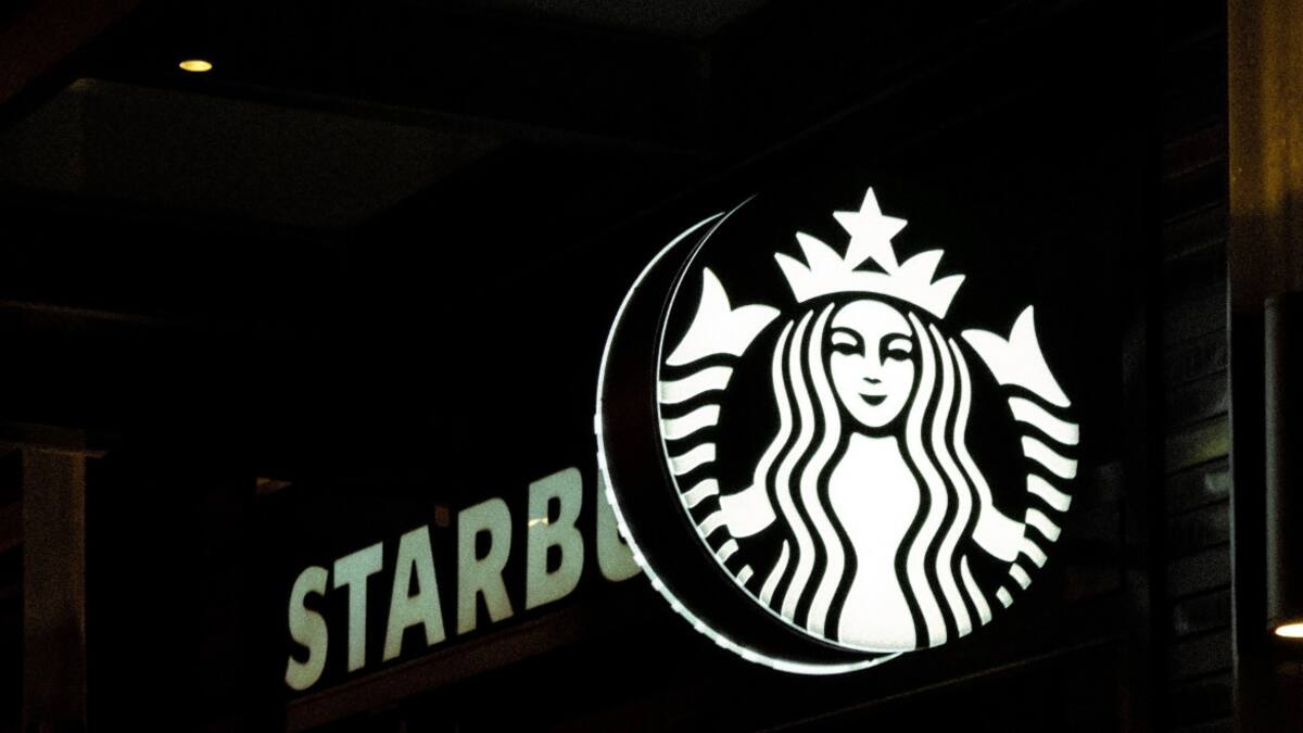 Starbucks debe pagar suma millonaria a una exempleada. Foto: Unsplash