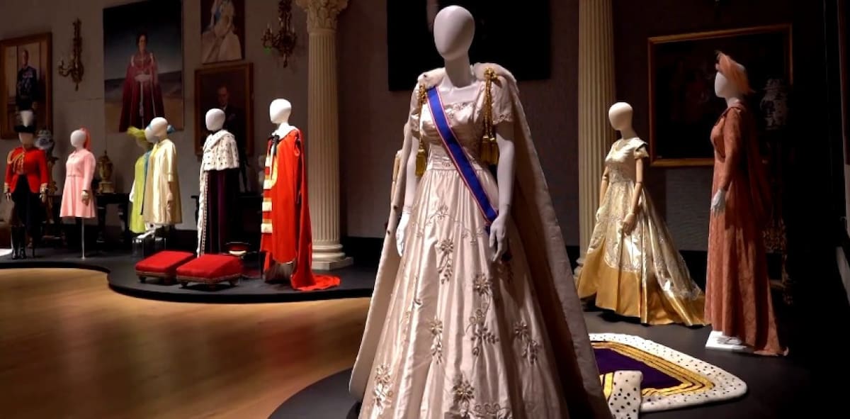 Subastan todos los artículos de la serie "The Crown". Foto: Reuters