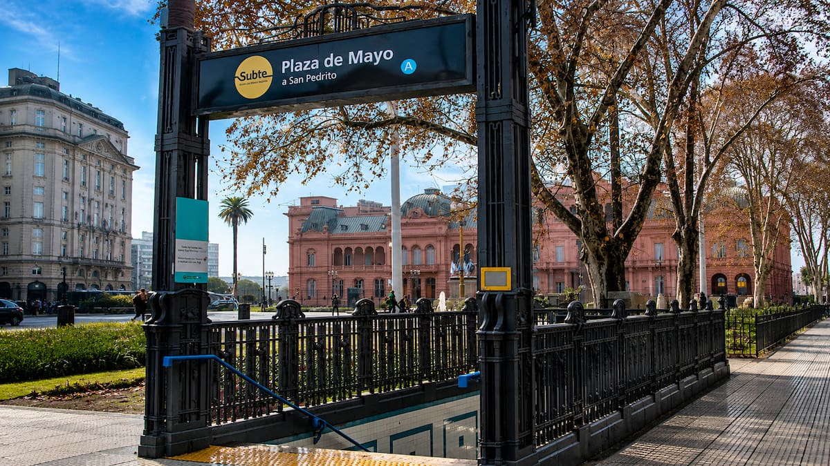 La Línea F y el “subte invisible”: la apuesta urbana sin pisar la vereda que revive un truco centenario