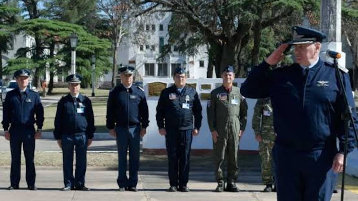 Cuánto gana un Personal Civil de las Fuerzas Armadas: sueldo actualizado a julio de 2026 nivel por nivel