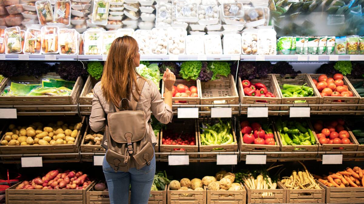 Volvió a caer el consumo en febrero por la baja en las ventas de supermercados y mayoristas