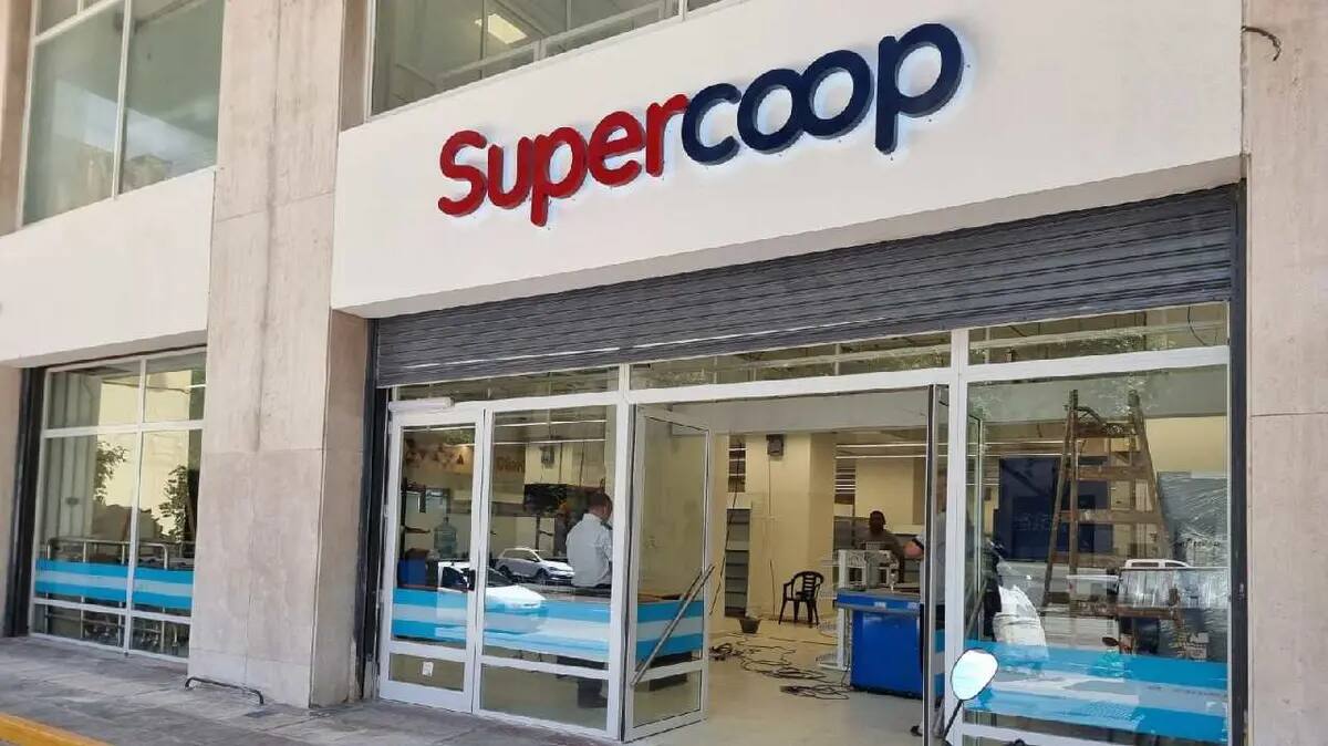 Supermercado Supercoop.