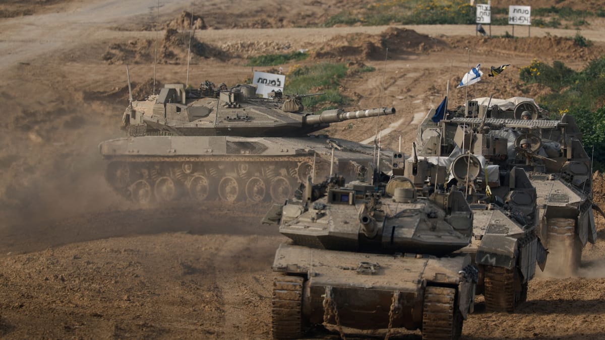 Tanques israelíes en Gaza. Foto: Reuters