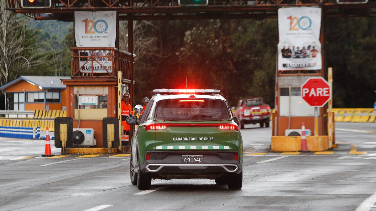 Derrumbe en mina de Chile: sin contacto con los cinco atrapados y en horas críticas para el rescate