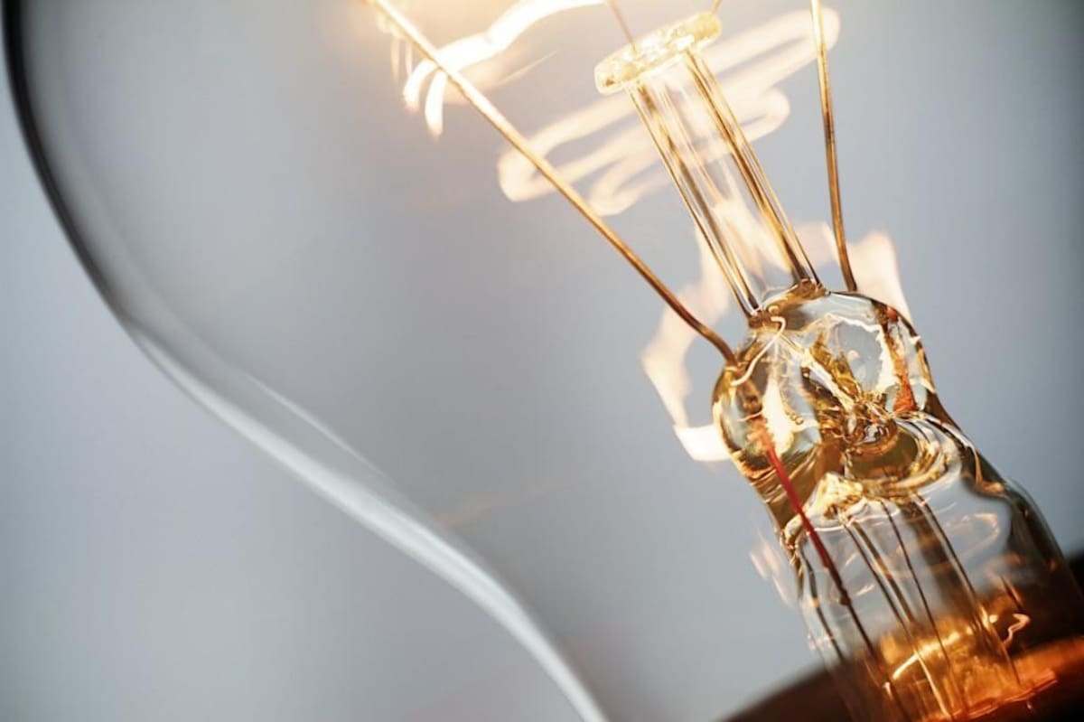 Tarifazo eléctrico - electricidad - luz - lamparita