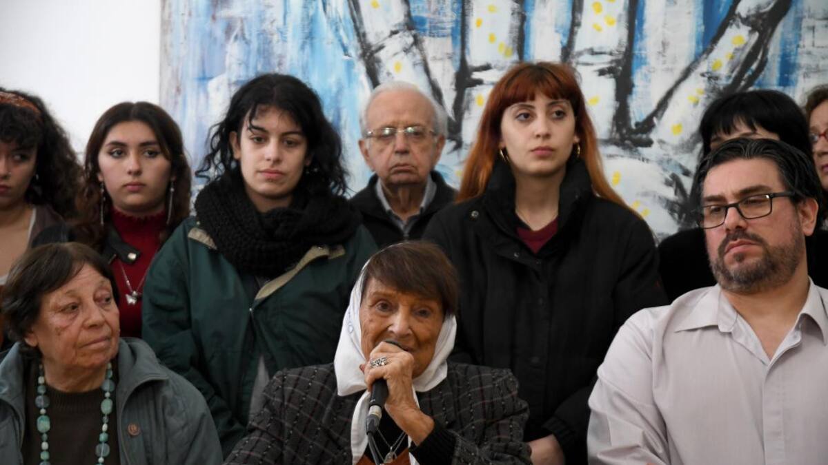 Taty Almeida declara a favor de las tomas de colegios. Foto: Telam.