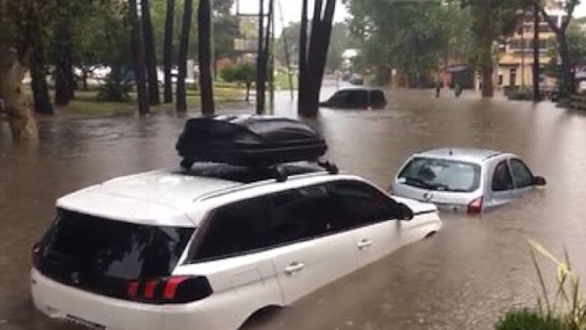 Uno por uno, los 10 municipios de la provincia de Buenos Aires que suspendieron sus clases tras el temporal