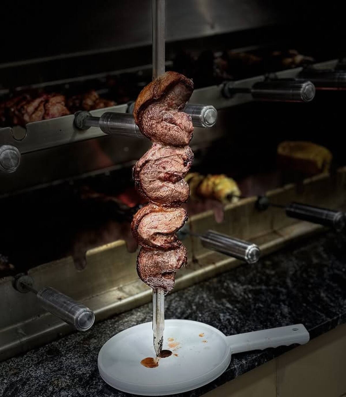 Tenedor libre Brasiliani. Video: Instagram/brasilianioficial