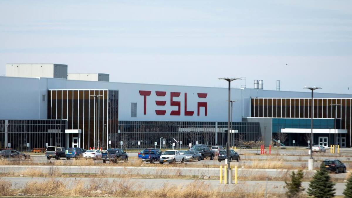 Tesla_Reuters