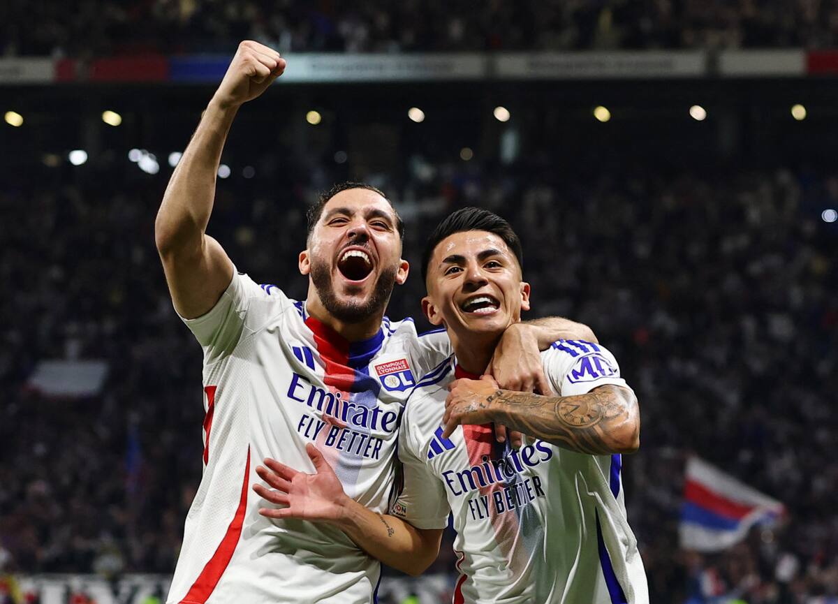 Thiago Almada, Olympique de Lyon vs Manchester United. Foto: Reuters/Gonzalo Fuentes