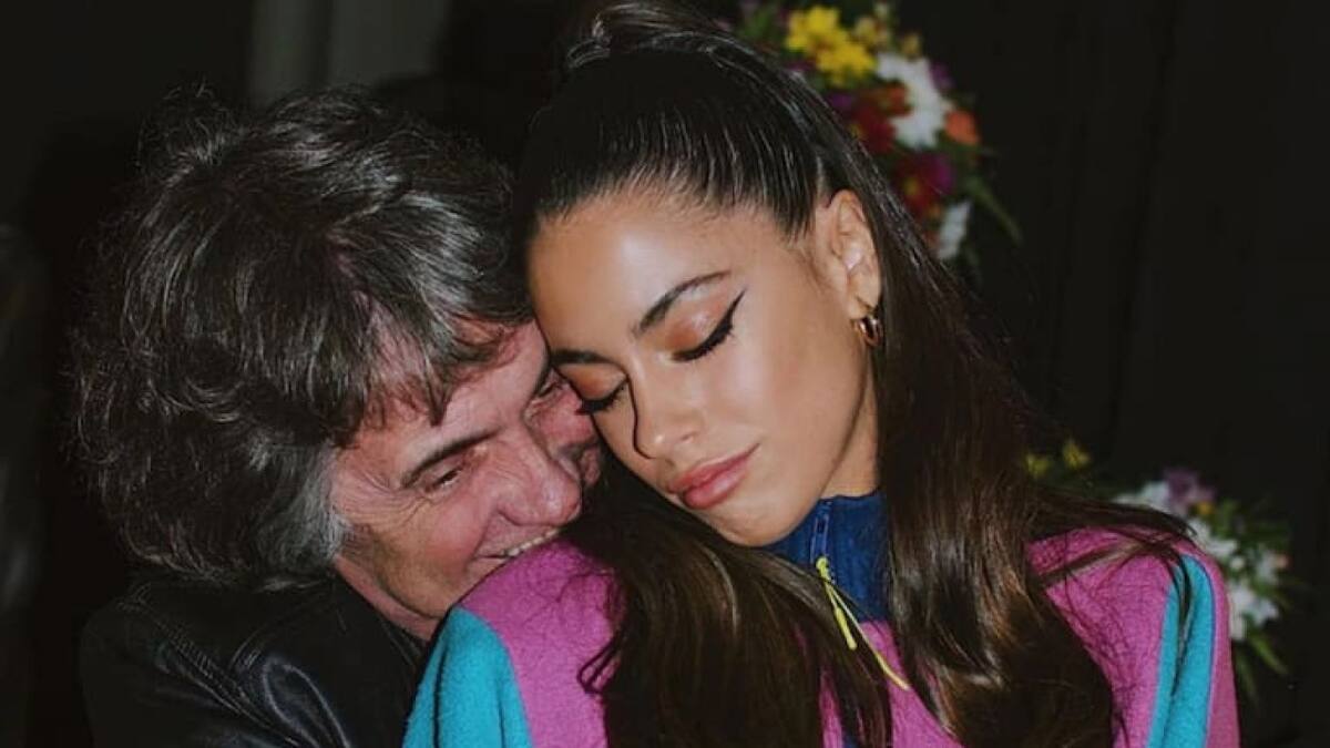 Tini Stoessel y Alejandro Stoessel. Foto: X