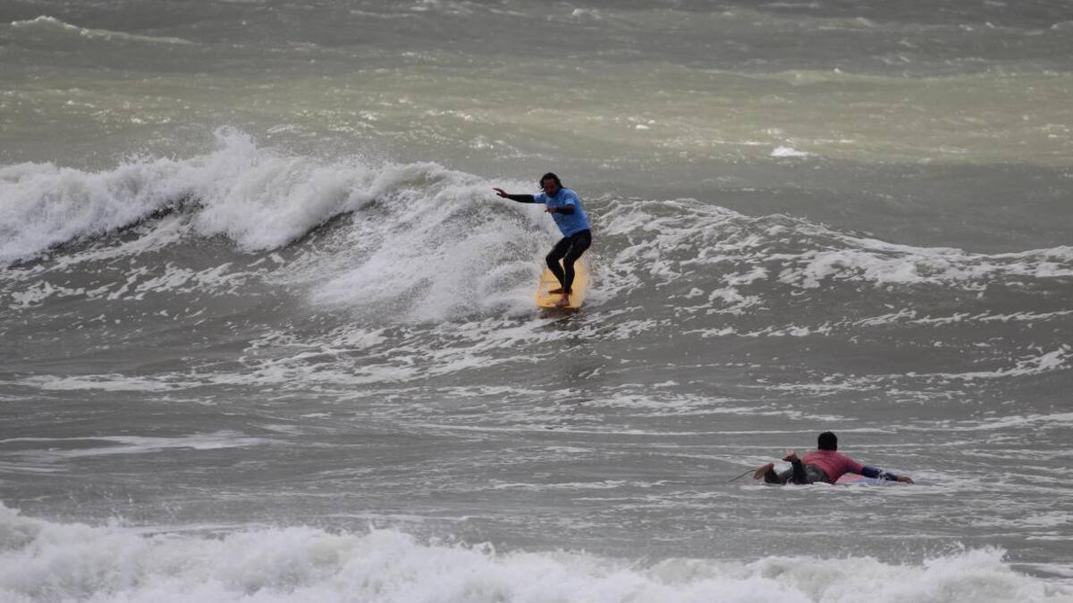 Torneo de Surf de Tablas Largas en Mar del Plata
