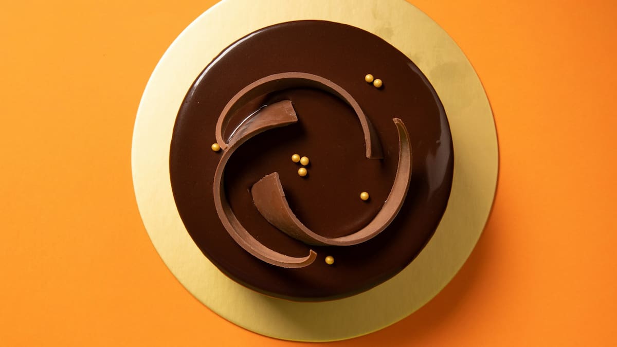 Cómo hacer la torta viral de chocolate. Foto Unsplash.