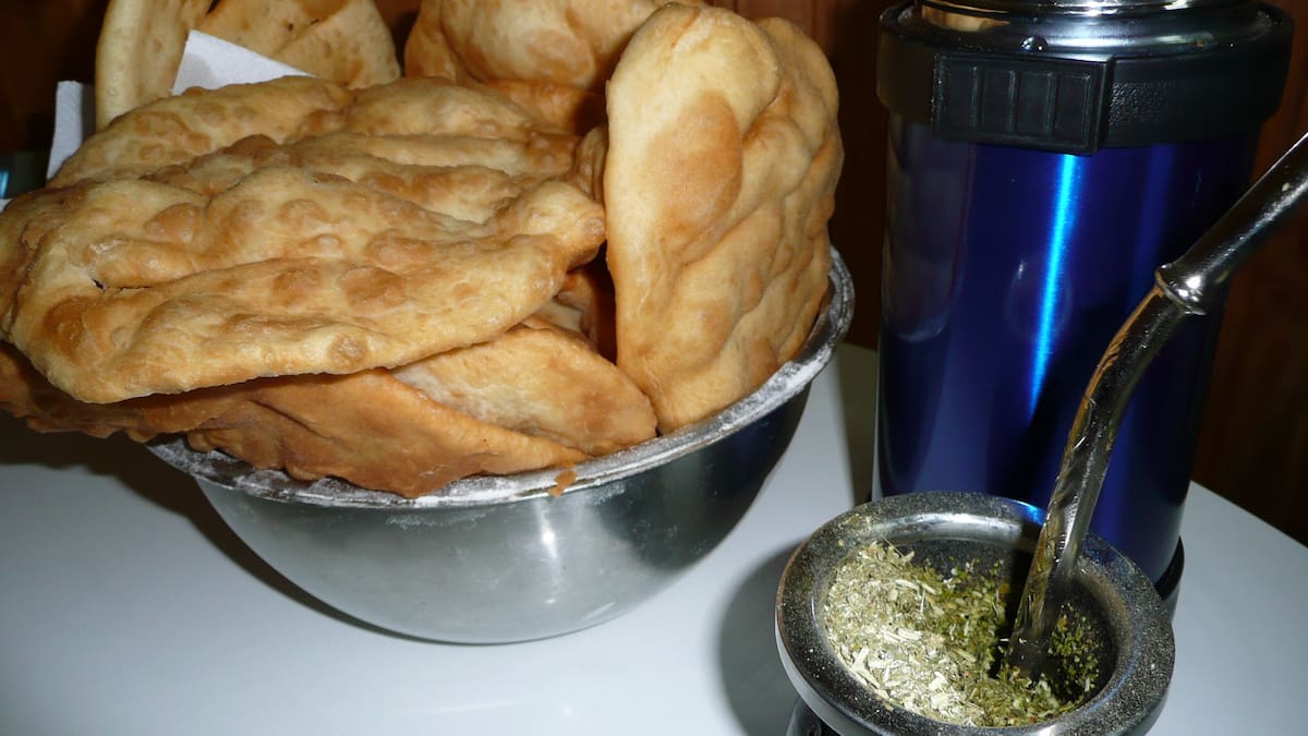 Chau fritura: la receta más fácil de torta frita al horno se hace en solo 5 pasos y con pocos ingredientes