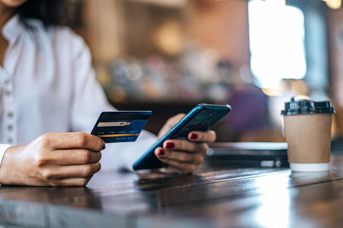Transferencias bancarias. Foto: Freepik.