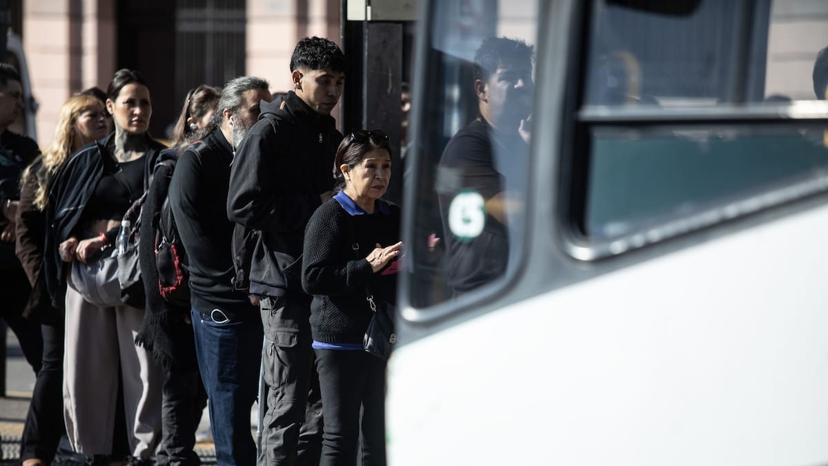 Aumentan colectivos y subte en junio: cuánto costará viajar en CABA y Provincia desde el 1°