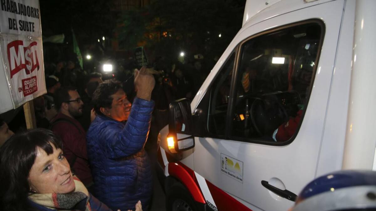 Traslado de Néstor Segovia - NA -