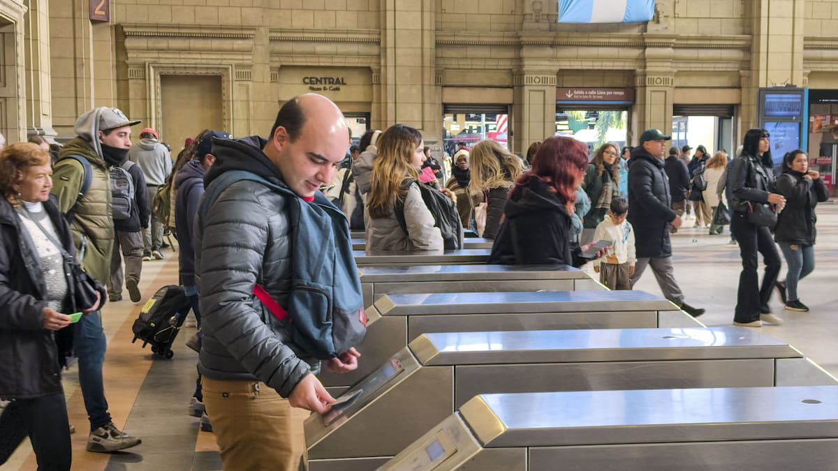 Cómo funcionan los trenes hoy: así operan este miércoles 27 de mayo de 2026