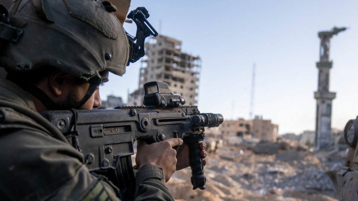 Tropas israelíes en Gaza. Foto: Reuters.