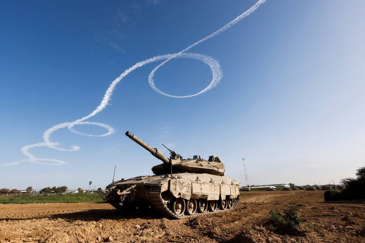 Tropas israelíes en Jan Yunis; guerra Israel-Hamás. Foto: Reuters