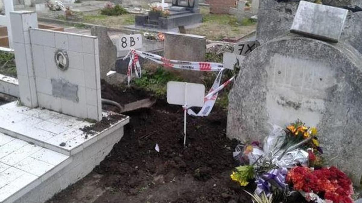 Tumba de bebé profanada en Miramar, cementerio