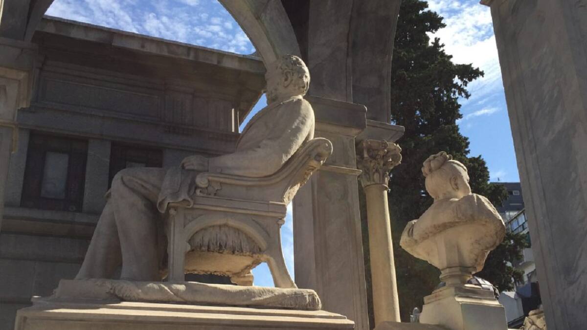 Tumba de Salvador María del Carril en Recoleta. Foto: Mis Lugares
