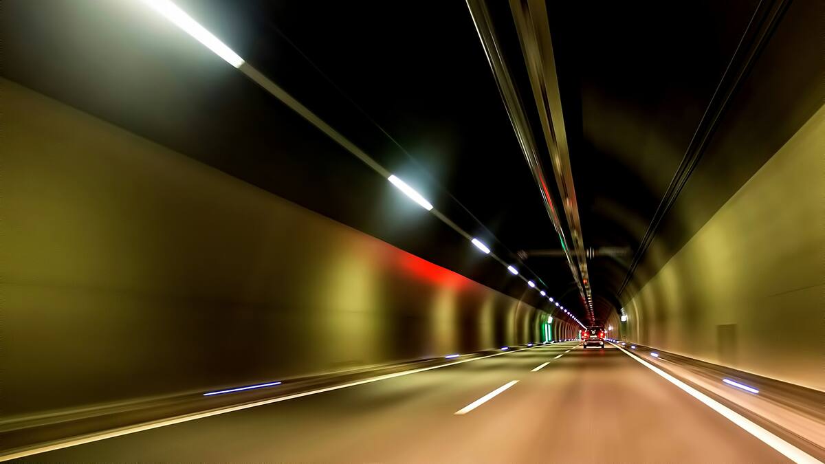 Túnel, construcción.