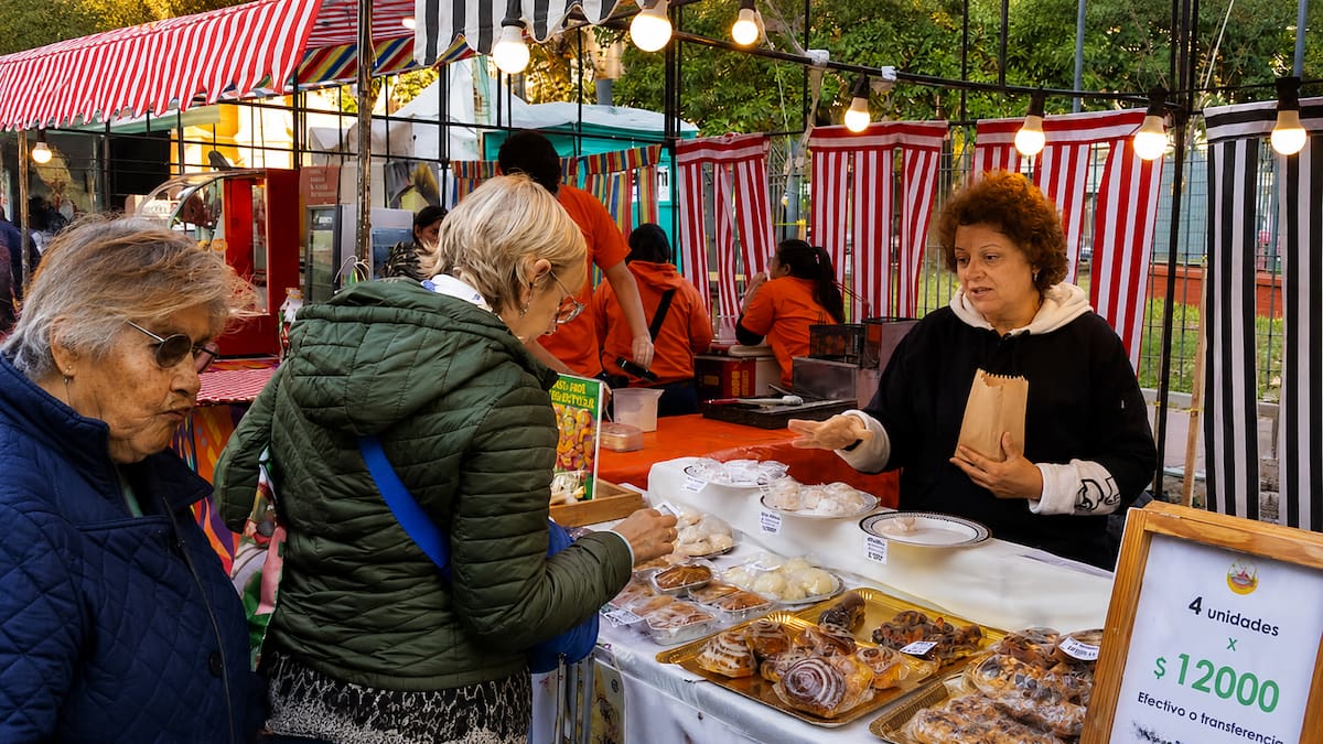 La feria imperdible que llega a Caballito este fin de semana: entrada gratis, 45 puestos y un paseo con historia