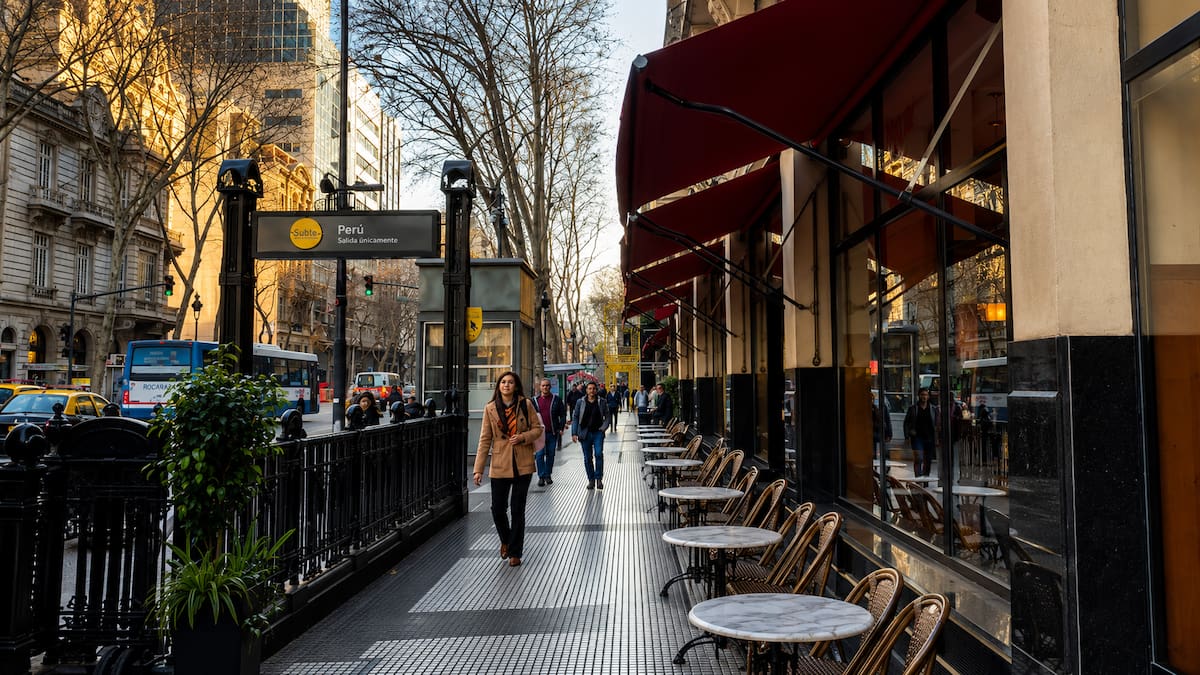 “Parece Madrid”: la avenida histórica de Buenos Aires que parece sacada de España