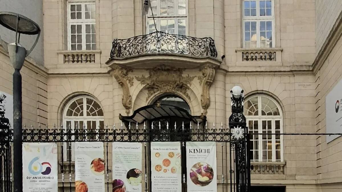 El palacio coreano con arquitectura francesa oculto en Buenos Aires: dónde queda y cómo visitarlo gratis