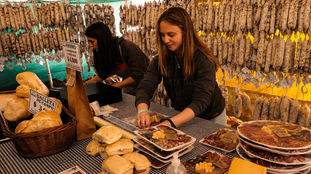 Cuenta regresiva para la Fiesta del Salame Quintero: dónde alojarse en Mercedes y la historia de un sabor único