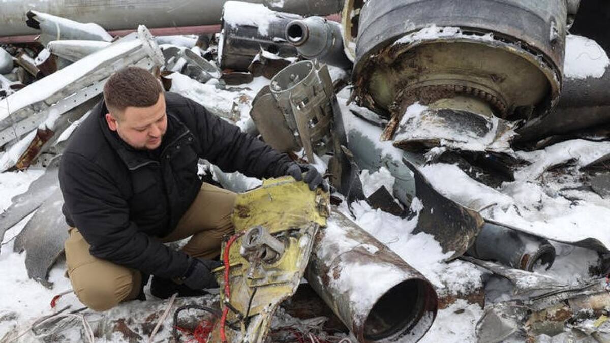 Ucrania muestra evidencias de que Rusia disparó un misil norcoreano contra Járkov. Foto: Reuters