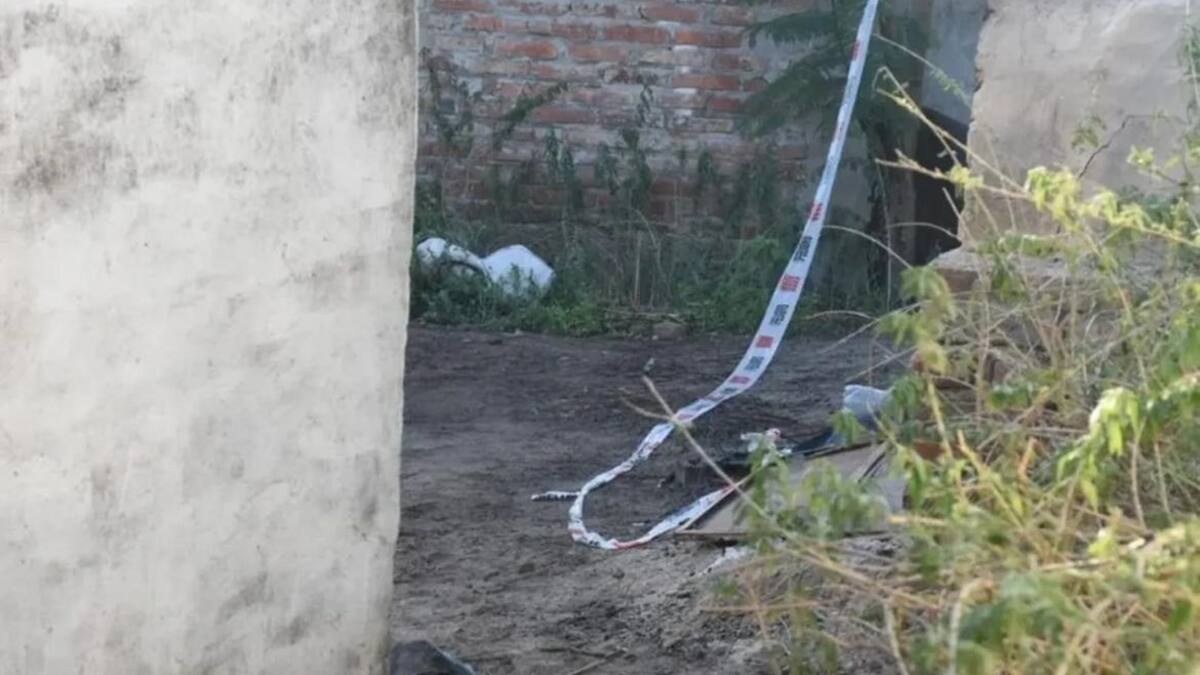 Un hombre enterró el cadáver de su vecino en el patio de su casa. Foto: El Litoral.