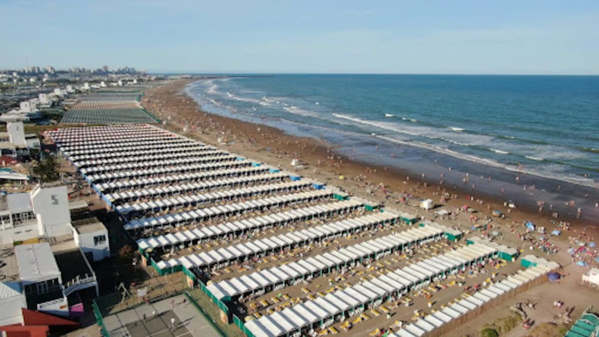 Una de las playas más tradicionales de Mar del Plata ofrece carpas gratis: cómo participar del sorteo en Punta Mogotes
