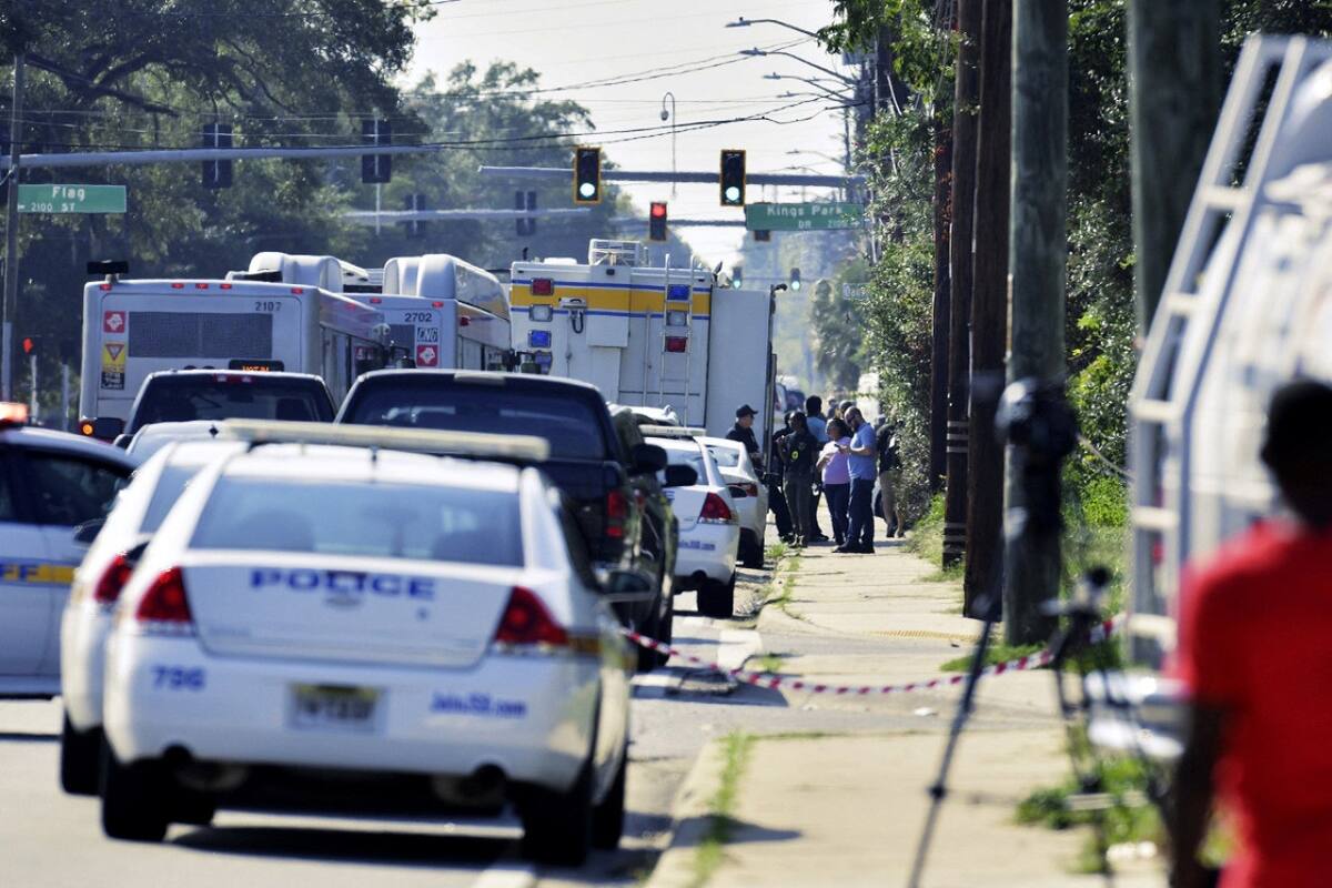 Un supremacista mató a tres personas y luego se suicidó en Florida. Foto: Reuters.