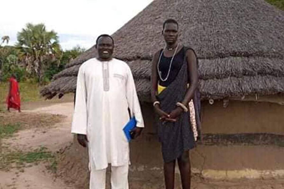 Una joven, subastada en Facebook por 530 vacas, tres coches y 10.000 dólares