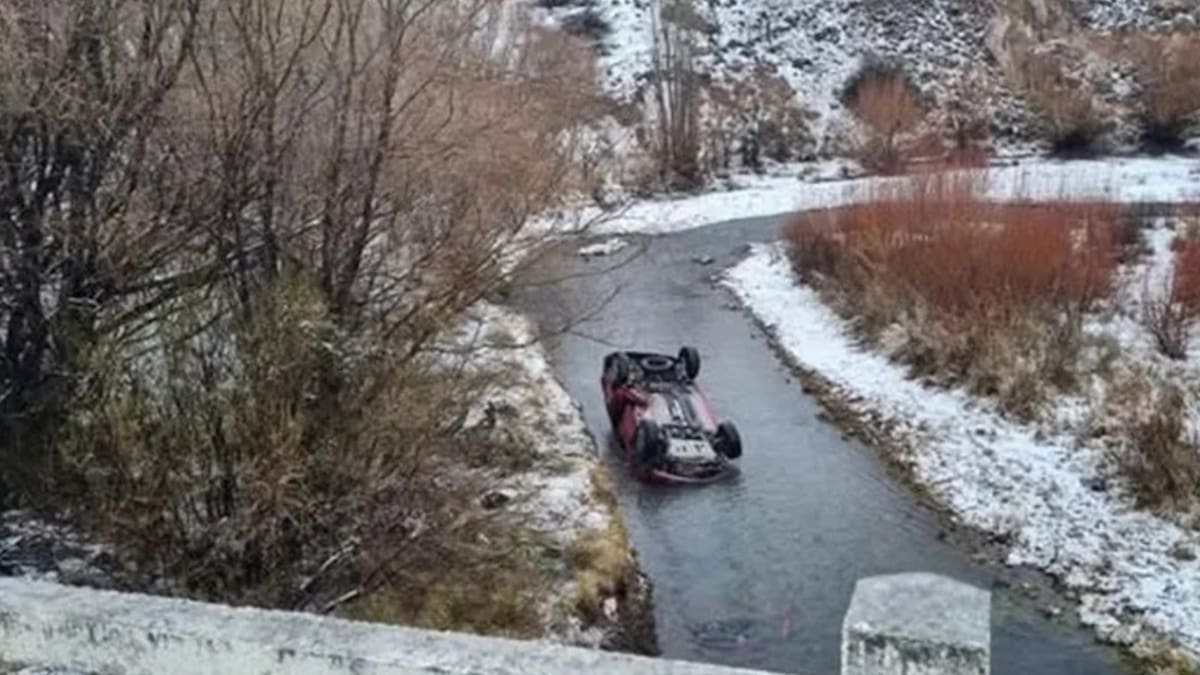 Tragedia en la Ruta 237: una nena de 9 años murió tras el vuelco de una camioneta en el arroyo Limay Chico