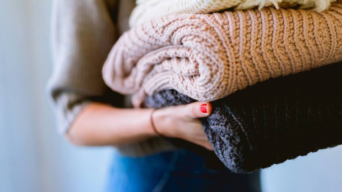 Cómo quitarle las pelotitas a un sweater de n¿lana. Foto: Pexels.