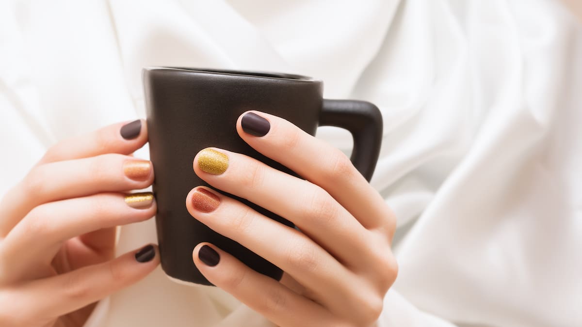 Uñas minimalistas