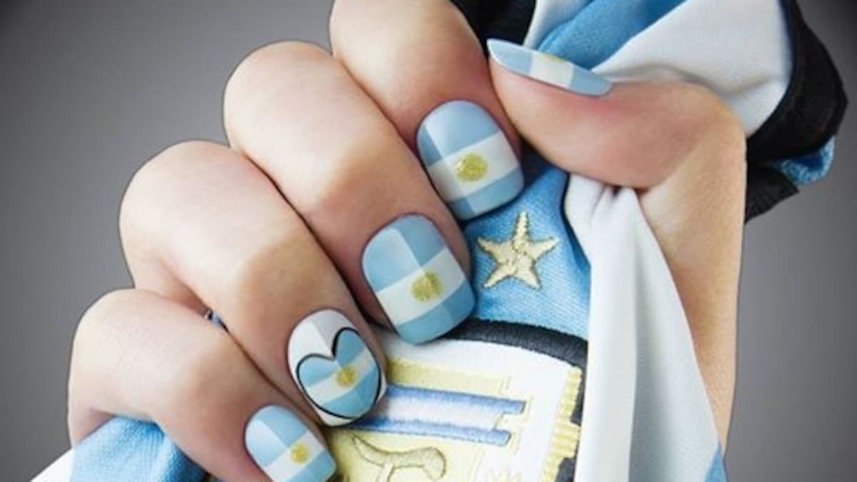 Uñas para el Mundial 2026: los diseños inspirados en Argentina que son tendencia para alentar a la Scaloneta