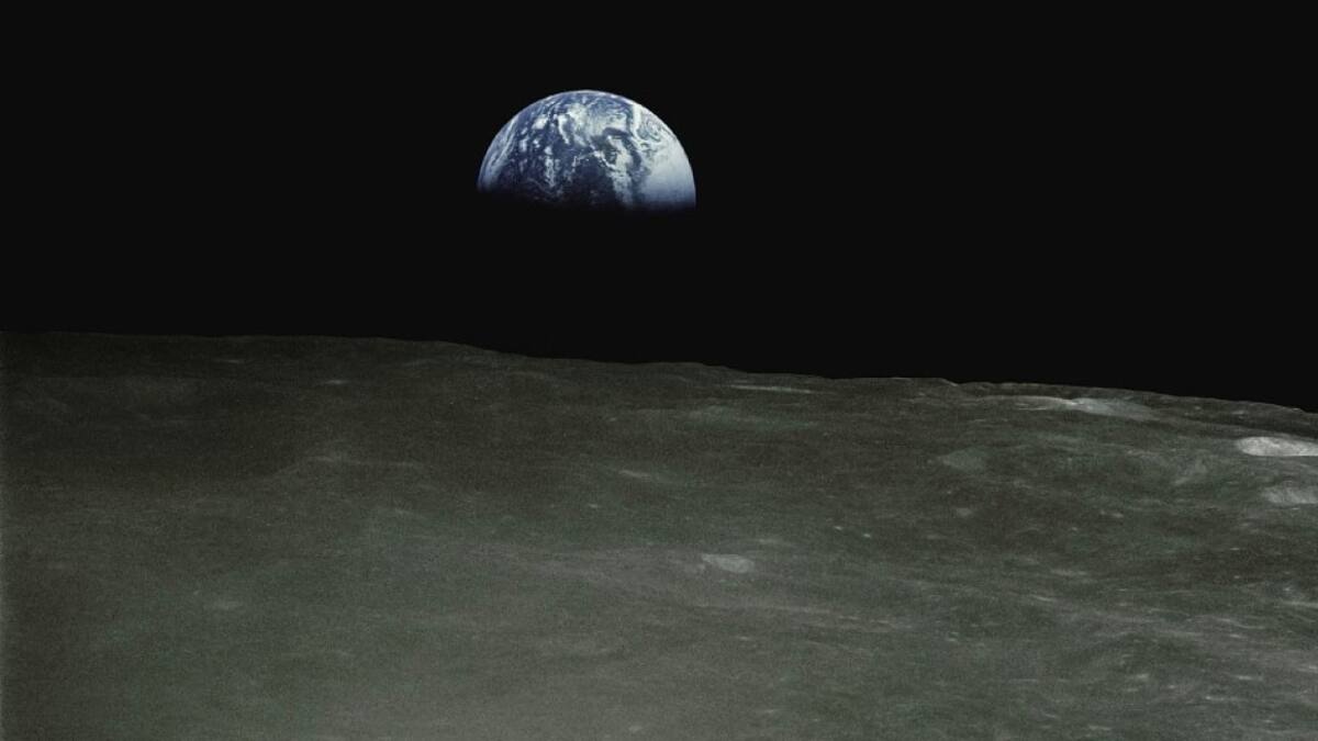 Universo, espacio, planeta Tierra. Foto: Unsplash.