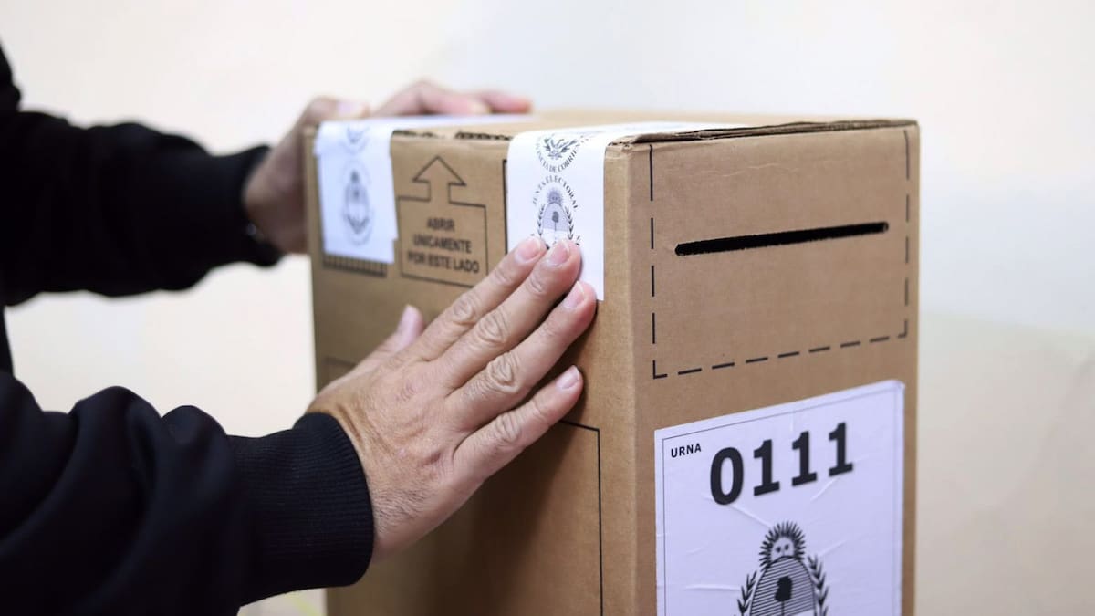 Urna para las votaciones. Foto: NA