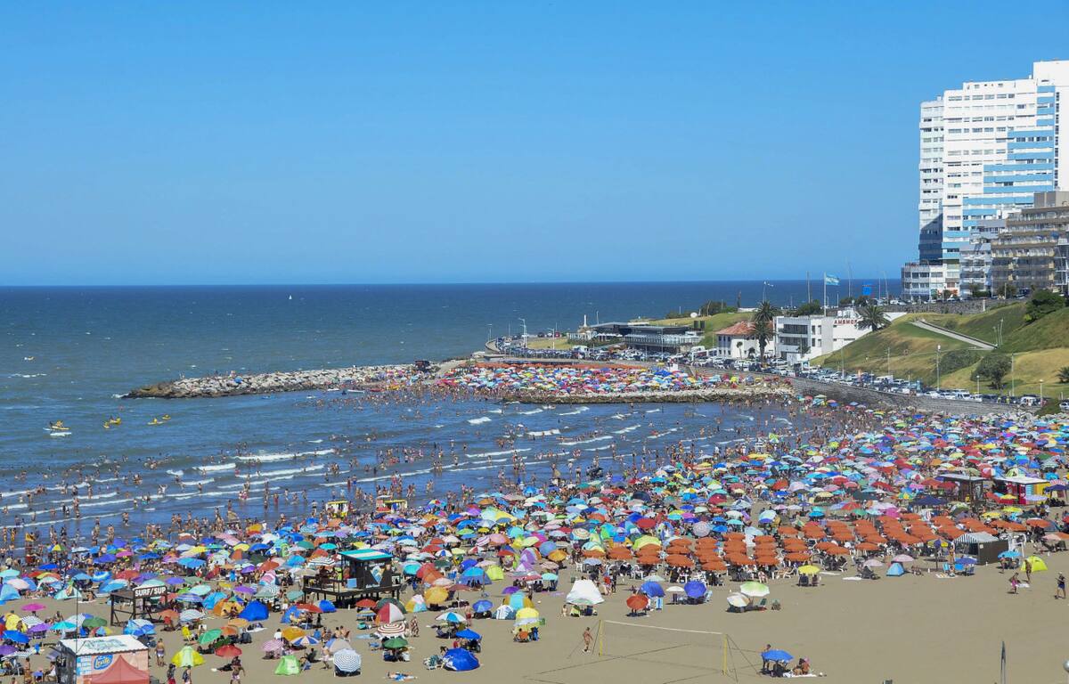 Vacaciones en Mar del Plata. Foto: NA (José Scalzo)